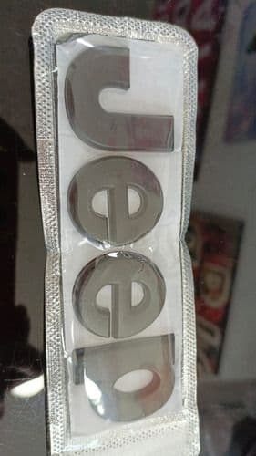 Emblema Jeep Capo Negro Metalico Rubricon Cherokee 4x4